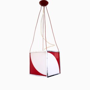 Lámpara colgante italiana vintage cúbica de metal y vidrio acrílico en rojo y blanco, años 70