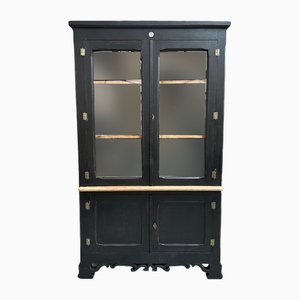 Early 20th Century Showcase Cabinet