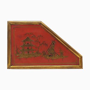 Pannello decorativo in legno laccato rosso con paesaggio, Cina, anni '50