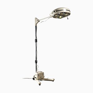 Medizinische Stehlampe, 1960er