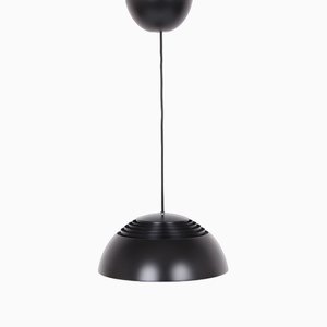 LED Royal Black par Arne Jacobsen pour Louis Poulsen