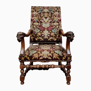 Fauteuil Renaissance en Noyer Sculpté