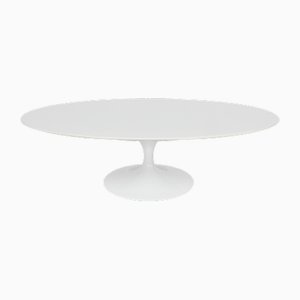 Tavolino Basso Ovale Mod. Tulip di Eero Saarinen per Knoll Inc. / Knoll International, anni '60