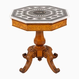 Achteckiger italienischer Tisch aus Eiche mit Marmorplatte mit Intarsien, 19. Jh.
