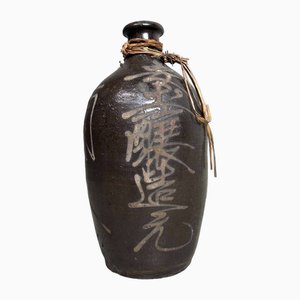 Decanter per sake in terracotta Meiji Tokkuri (Tokuri), Giappone, fine XIX secolo