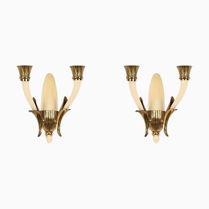Italian Sconces in Ivory Murano Glass and Brass by Ulrich, Italy, 1940s, Set of 2