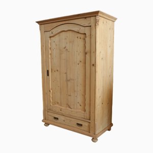Antique Cabinet in Spruce, 1890s