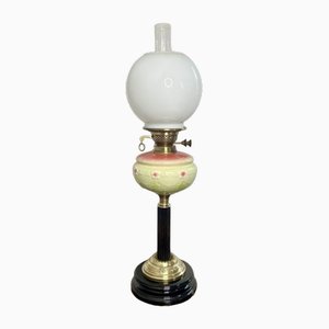 Lámpara de aceite victoriana antigua, década de 1880