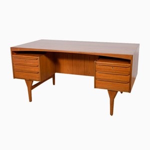 Bureau Autoportant Mid-Century en Teck par Valdemar Mortensen, 1960s