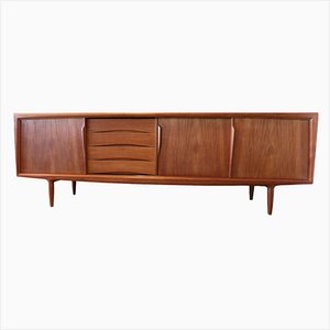 Langes Sideboard aus Teak von Axel Christensen für Omann Jun, 1960er