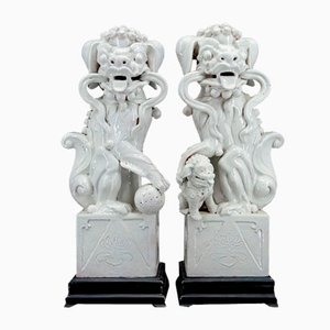 Chinese Guardian Lions in White Ceramic, Set of 2