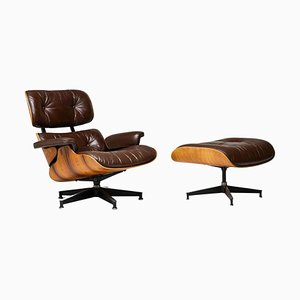 670/671 Lounge Chair and Ottoman in Rosewood, 1975, Set of 2