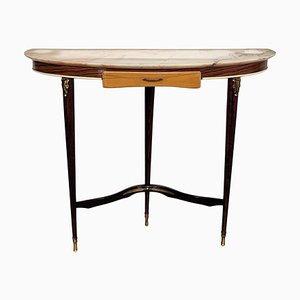 Mesa consola italiana Mid-Century de madera y latón Demi Lune con tablero de mármol, años 50