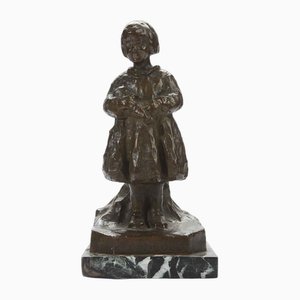 Renzo Zacchetti, Mädchen mit Puppe, 1920er, Bronze