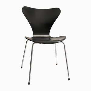 Sedia nr. 3107 nera di Arne Jacobsen per Fritz Hansen, anni '60