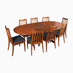 Tavolo da pranzo Mid-Century con otto sedie in teak di Victor Wilkins per G Plan, anni '60
