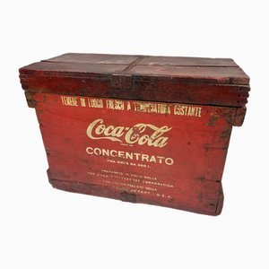 Recipiente de Coca Cola concentrada de madera, años 60