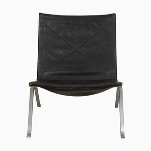 Pk-22 Lounge Chair in Patinated Black Leather by Poul Kjærholm, 1980s