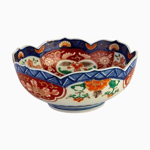 Cuenco japonés Meiji de porcelana Imari, siglo XIX