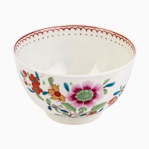 Late 18th Century George III Famille Rose Porcelain Tea Bowl from Newhall