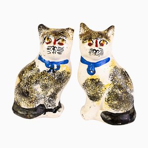 19th Century English Victorian Polychrome Pottery Cats from Staffordshire, Set of 2