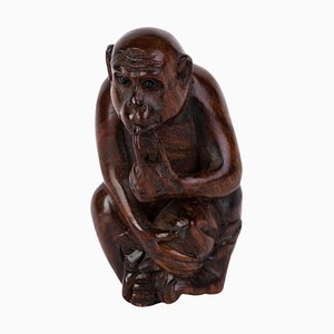 Japanischer nachdenklicher Affe aus geschnitztem Buchsbaum