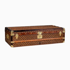 Antique 20th Century Trunk from Louis Vuitton, France, 1910s