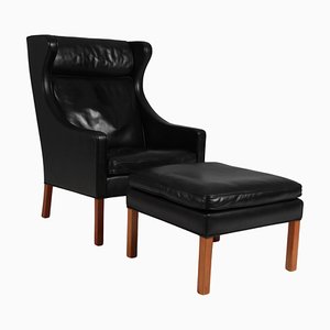 Wingback Chair and Ottoman Model 2202 / 2204 attributed to Børge Mogensen for Fredericia, 1980s, Set of 2