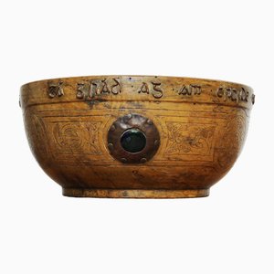 Early 20th Century Irish Arts and Crafts Turned Treen Celtic Bowl, 1910s