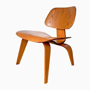 LCW Lounge Chair in Ash by Charles & Ray Eames for Herman Miller, 1940s
