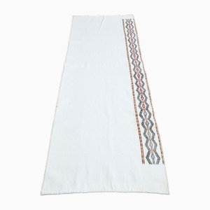 Alfombra de camino Kilim turca en blanco, años 60