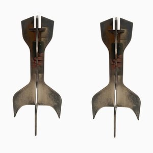 Candeleros esculturales de metal atribuidos a Marcel Breuer para Gavina, años 60. Juego de 2