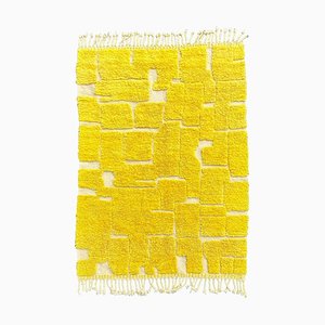 Tapis berbère texturé jaune moderne tissé à la main