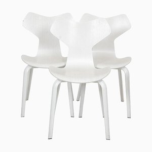 White Grandprix Chairs by Arne Jacobsen, Set of 3