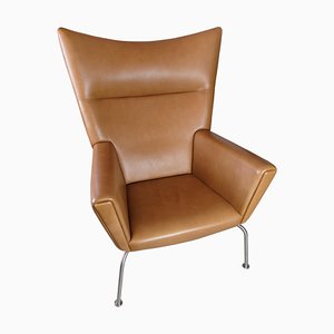 Poltrona CH445 in noce e pelle di Hans J. Wegner, anni '60