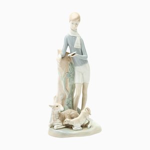 Figurine Garçon en Porcelaine avec Agneaux #4509 de Lladro