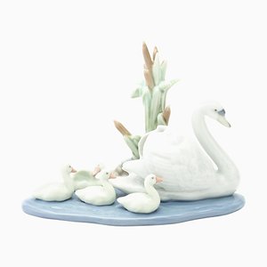 Follow Me Swan Family #5722 Figurine in Fine Porcelain from Lladro