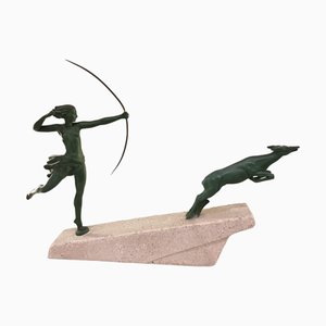 Marcel Bouraine / Demarco, Figurine Art Déco Hunting Atlanta ou Diana avec Antilope, 1920s, Métal sur Socle en Pierre