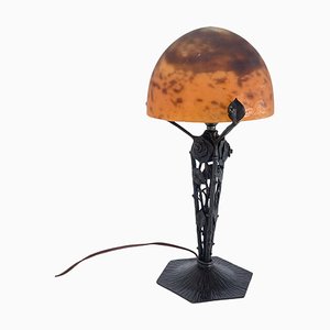 Lámpara de mesa Art Déco de hierro forjado de Daum Nancy, años 30