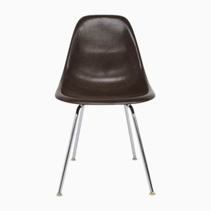 Sedia DSX in fibra di vetro marrone cioccolato di Charles & Ray Eames per Herman Miller, USA, 1954