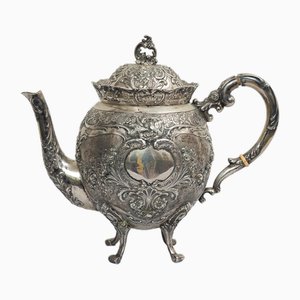 Antique Neapolitan Coffee Pot in Embossed Silver, Early 20th Century