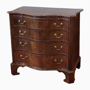 Victorian Chippendale Revival Serpentine Chest of Drawers in Mahogany