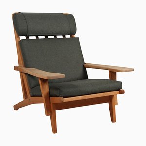 Poltrona GE-375 attribuita a Hans J. Wegner per Getama, anni '60