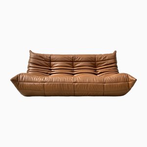 Französisches Togo Sofa aus dunklem cognacfarbenem Leder von Michel Ducaroy für Ligne Roset