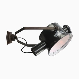 Schwarze industrielle Vintage Wandlampe aus Emaille & Gusseisen