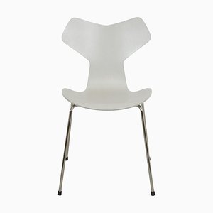 Chaise Grandprix Grise par Arne Jacobsen