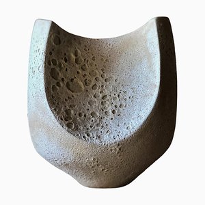 2 Facettierte Vase mit weißer Crackle Glasur von Sophie Vaidie