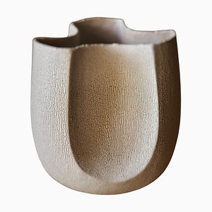 3 Facettierte Vase mit weißer Crackle Glasur von Sophie Vaidie