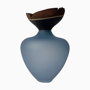 Vase Baby Bloom Empilable en Satin Bleu Pigeon par Pia Wüstenberg