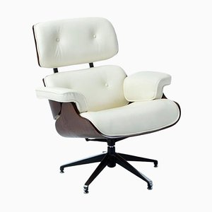 Fauteuil Blanc Cassé en Cuir et Bois par Thai Natura